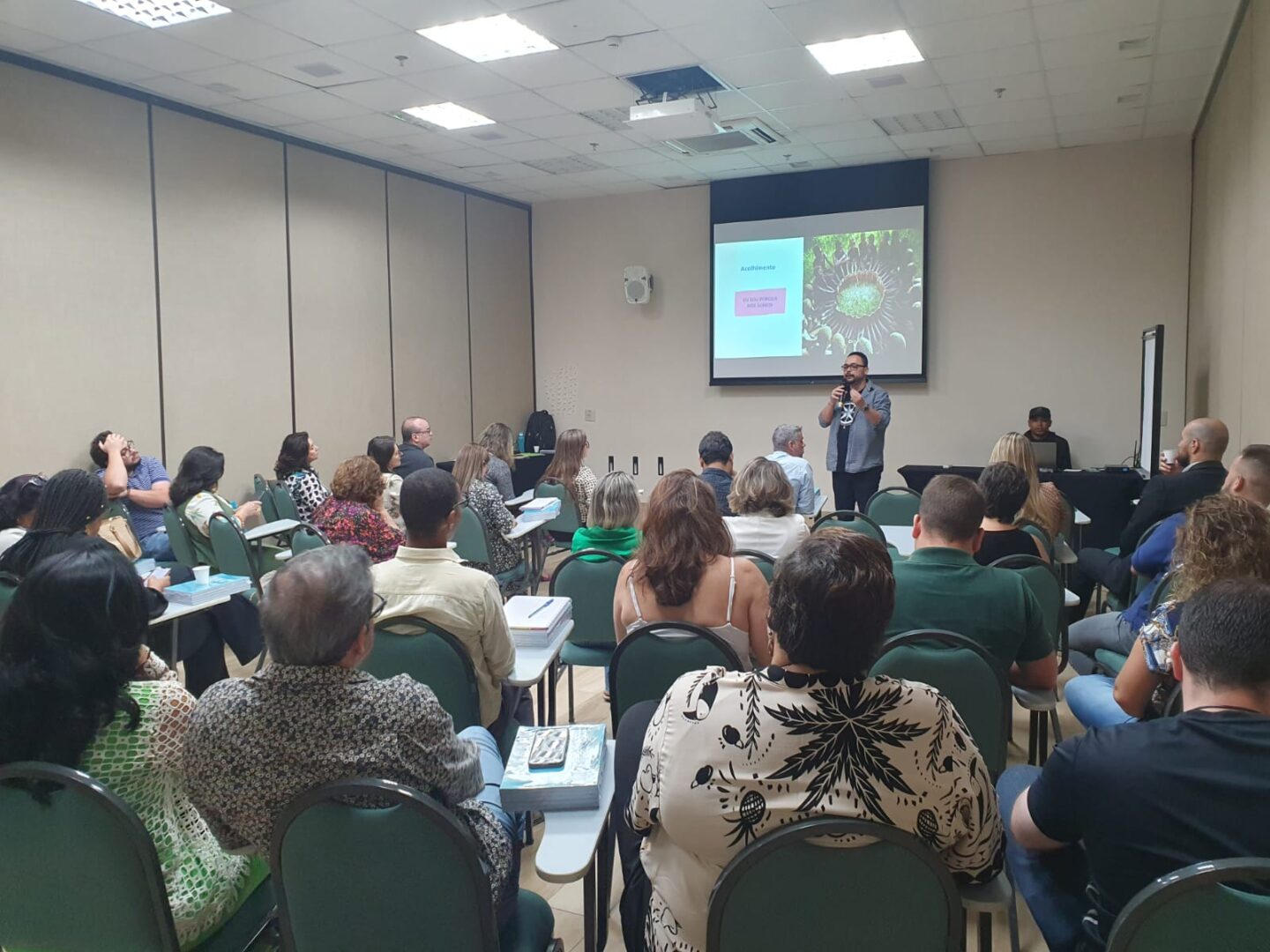 SEDU-ES promove formação em gestão escolar para equidade racial