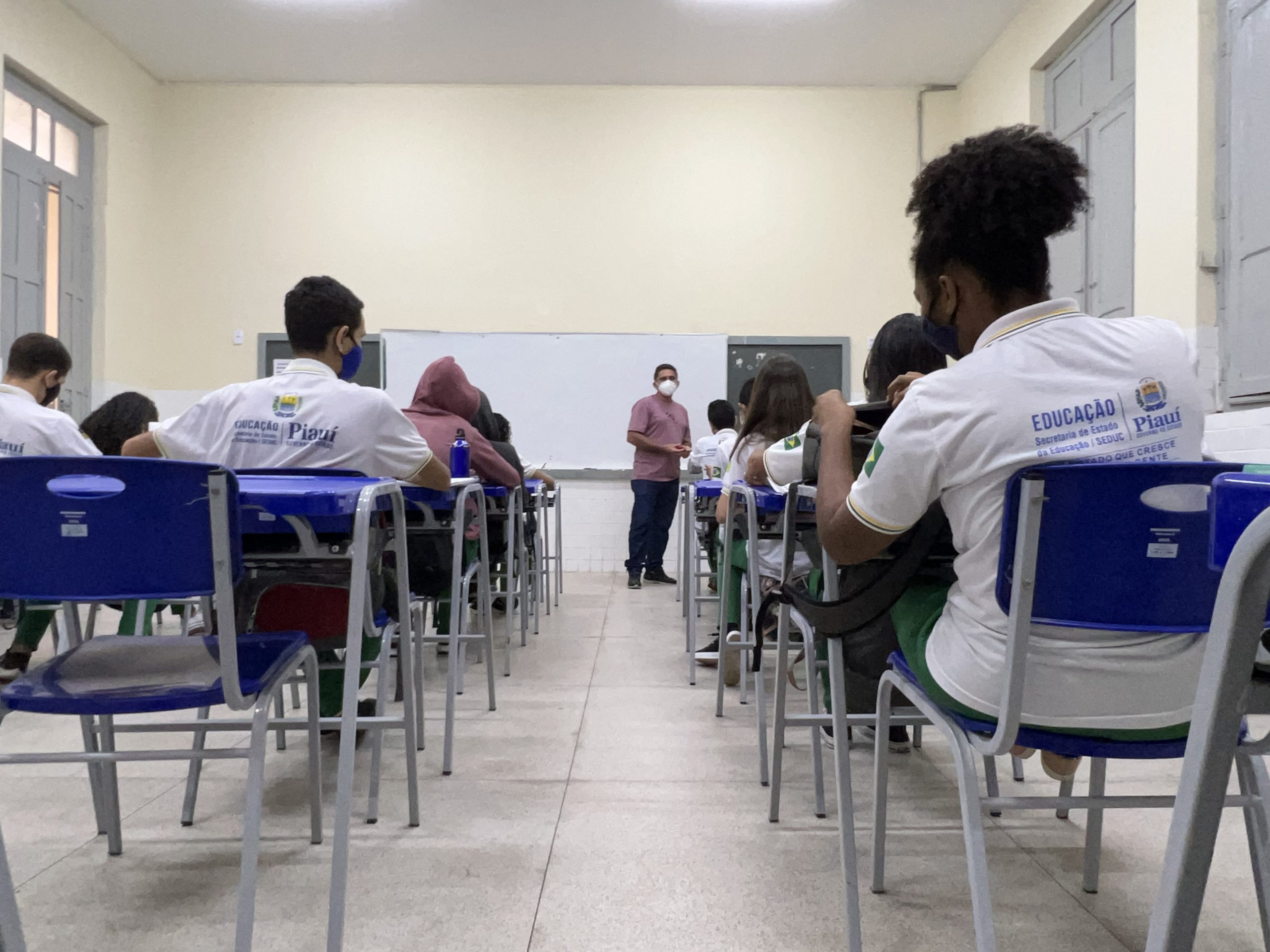 Escola em tempo integral: benefícios e desafios a serem alcançados