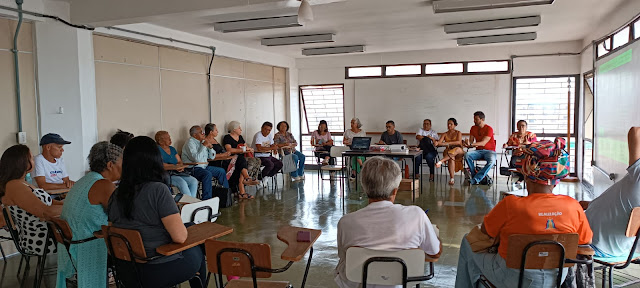 Conheça instituições que formam gestores e docentes para melhorar a qualidade da educação